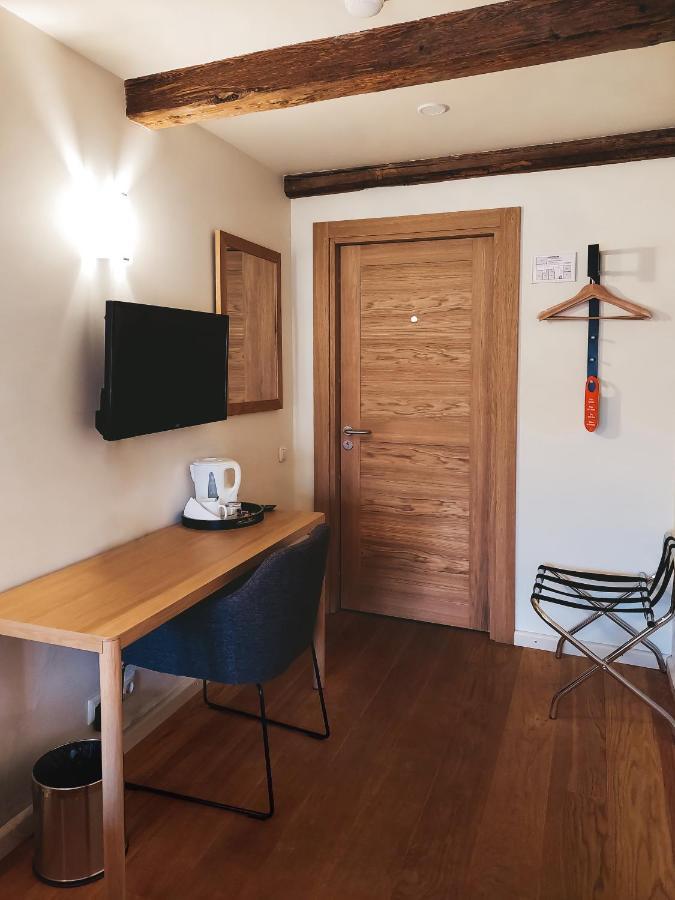 Kupfernams Hotel Ventspils Bagian luar foto