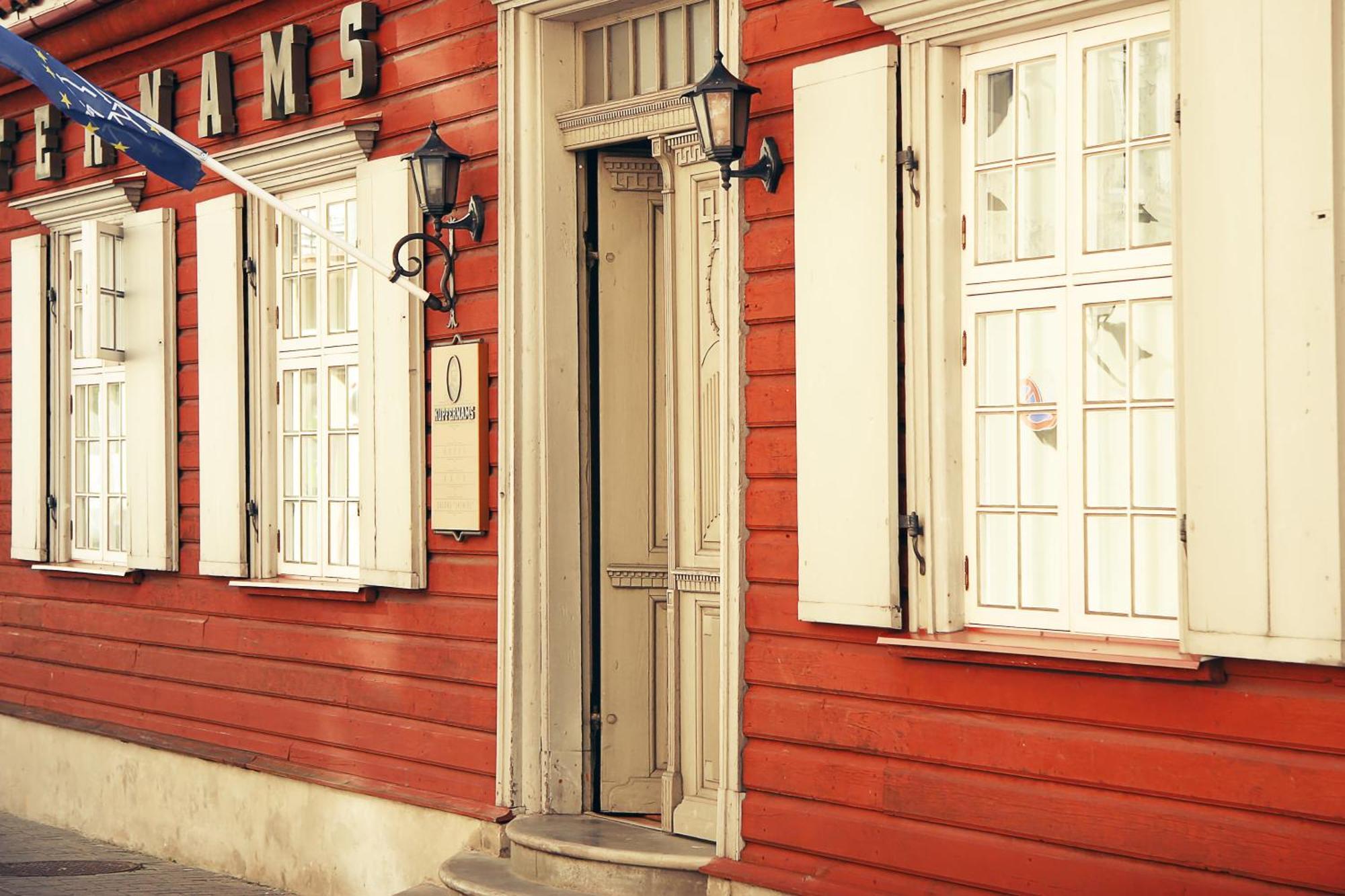 Kupfernams Hotel Ventspils Bagian luar foto