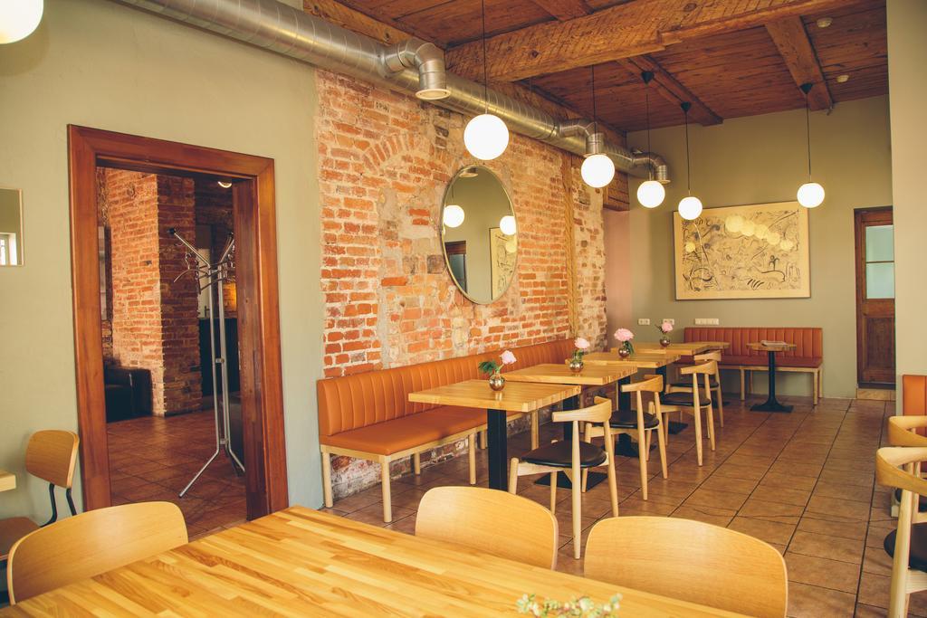 Kupfernams Hotel Ventspils Bagian luar foto